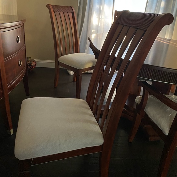 6 pieces Dining table set plus buffet - Picture 10 of 16